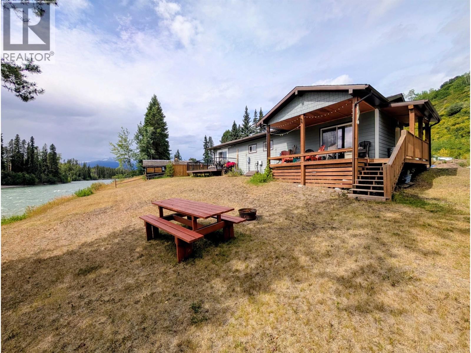 1462 16 HIGHWAY - 1