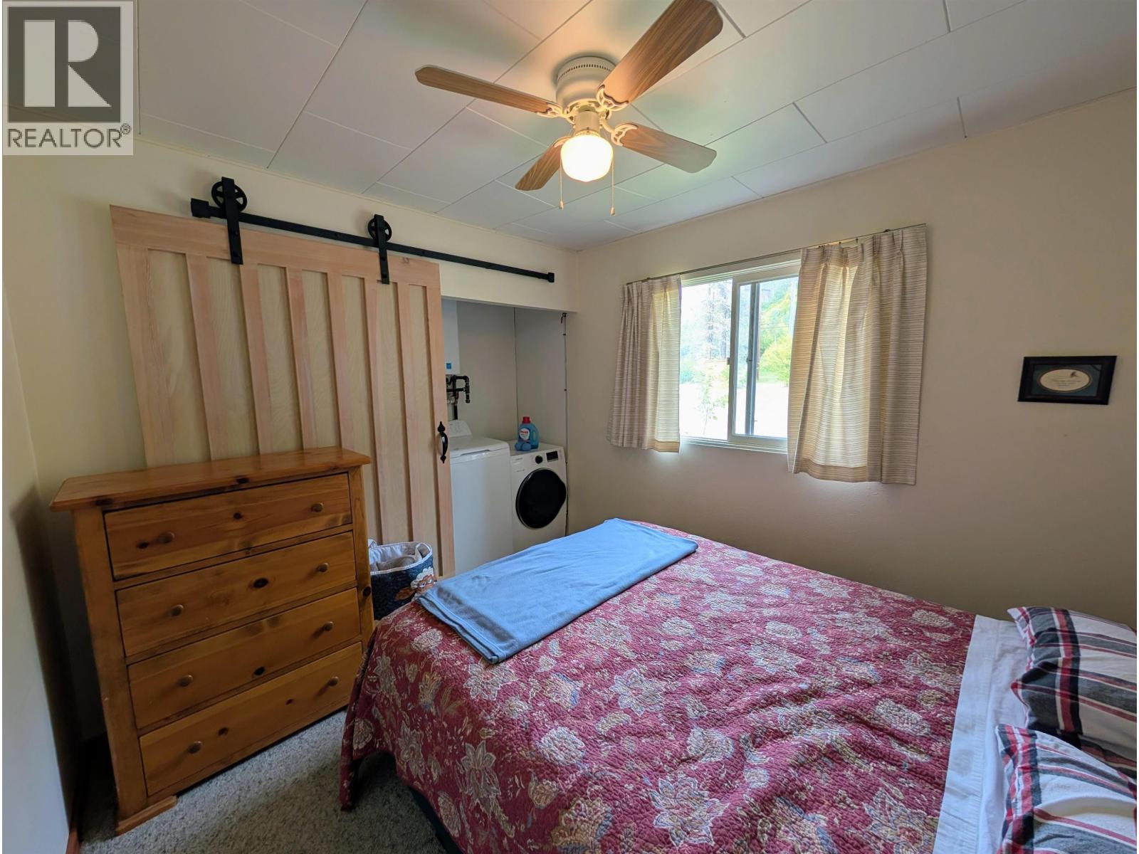 1462 16 HIGHWAY - 28