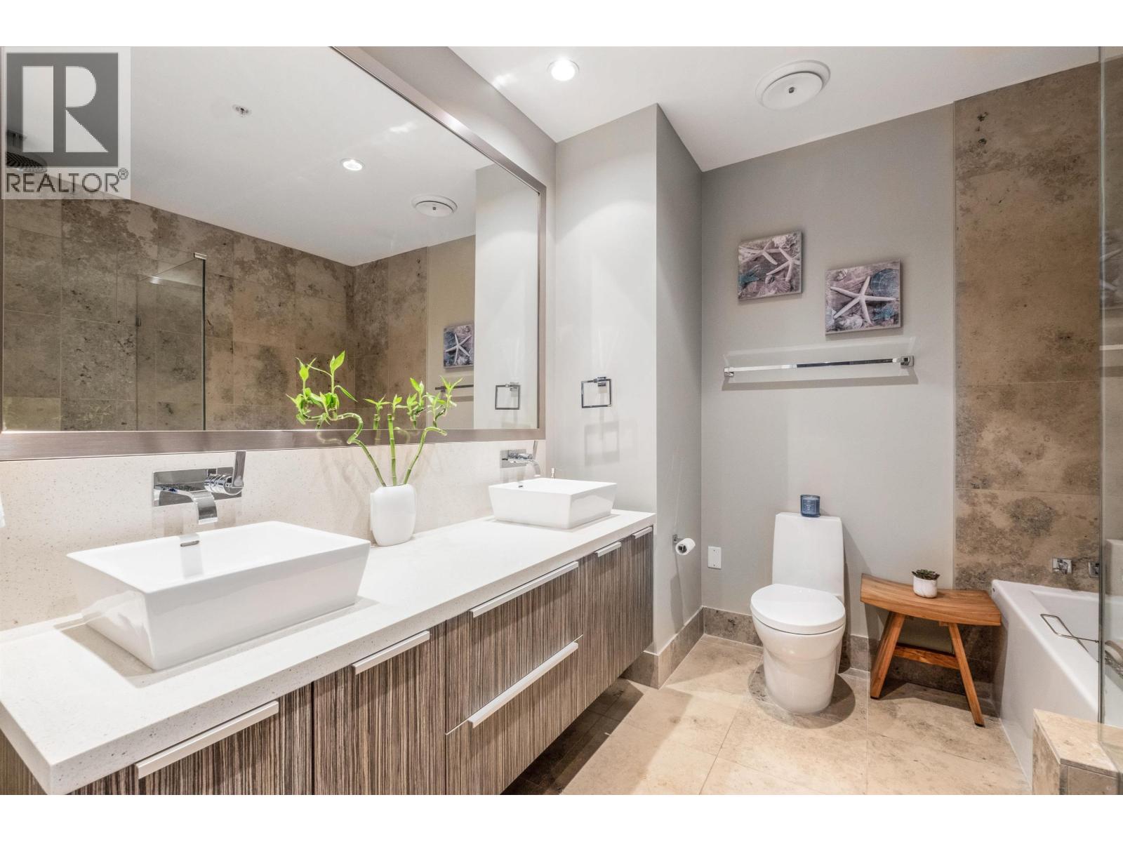 2 Bed, 1 Bath Apartment for Sale in Vancouver – 310 123 W 1ST AVENUE, Vancouver – MLS# R3147557 - Image 90