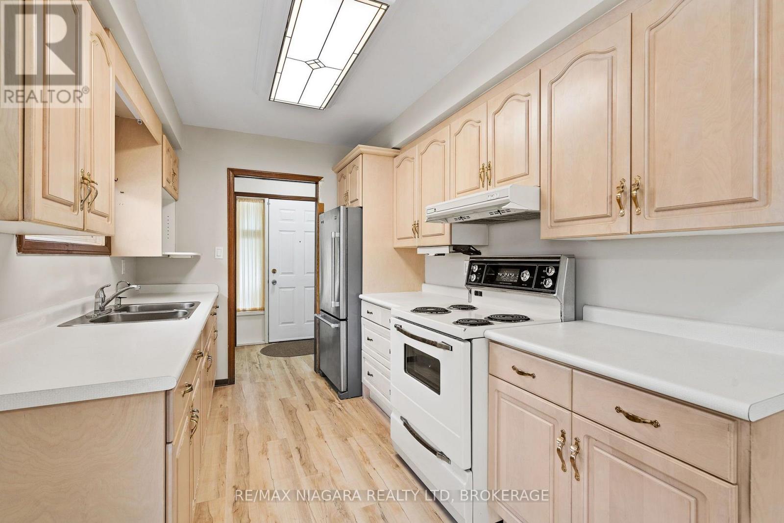 476 SCOTT STREET - Image 14