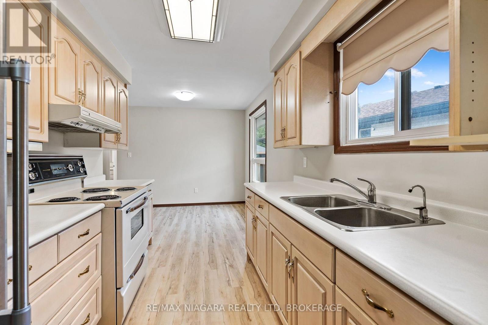 476 SCOTT STREET - Image 15