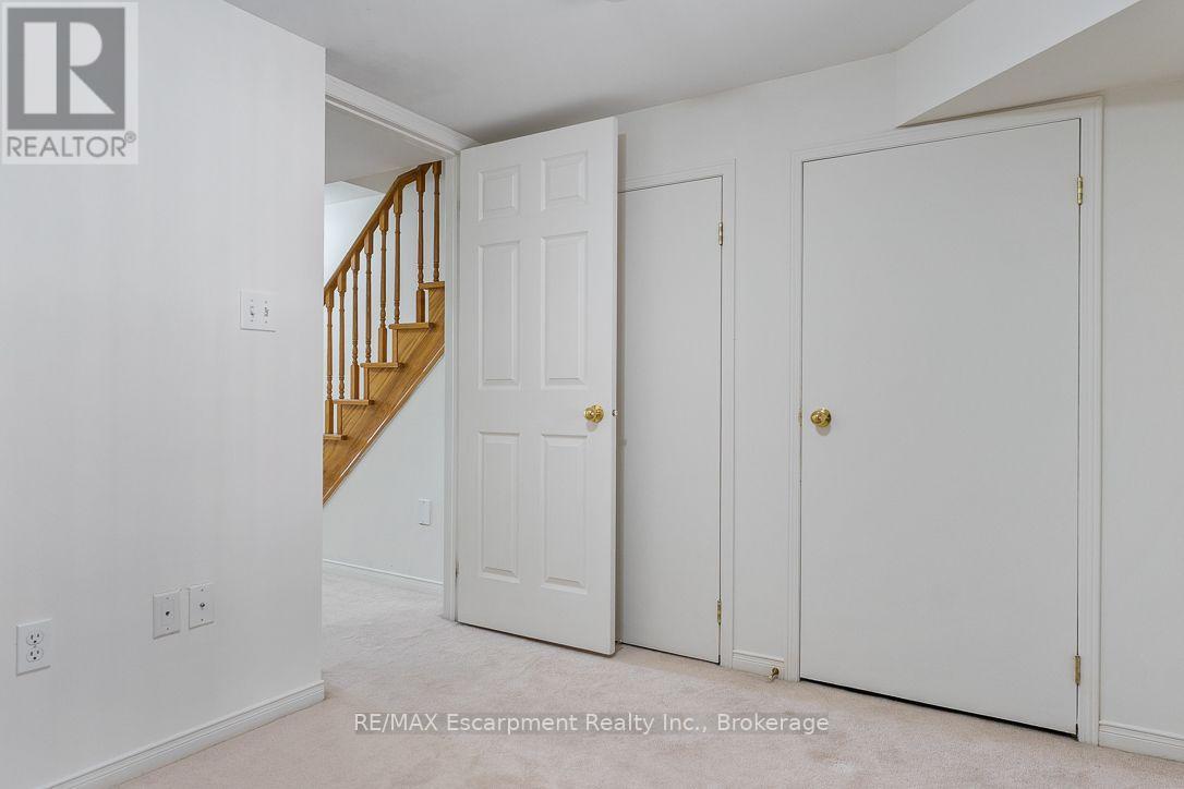 8 JIM BAIRD MEWS - 12