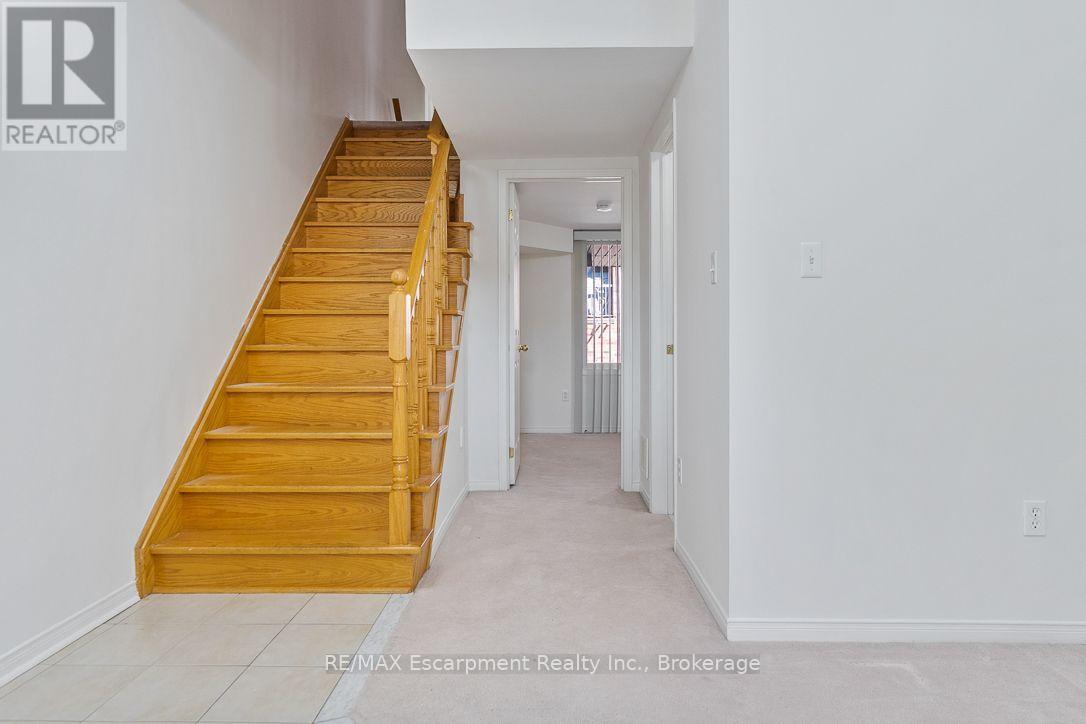 8 JIM BAIRD MEWS - 15