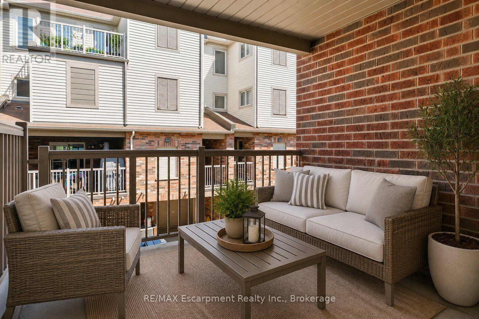 8 JIM BAIRD MEWS - 20