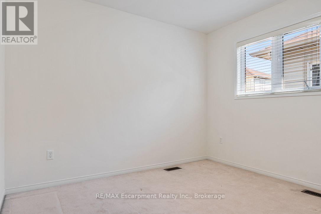8 JIM BAIRD MEWS - 41