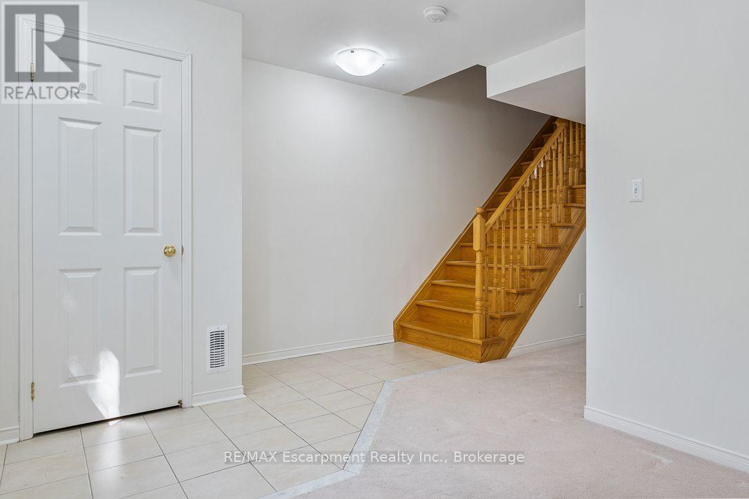 8 JIM BAIRD MEWS - 8