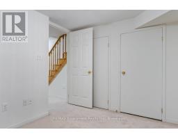 8 Jim Baird Mews, Toronto, ON M3L0C6 Photo 12
