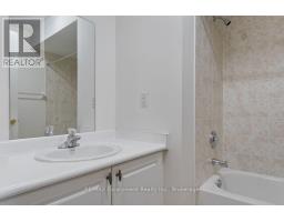 8 Jim Baird Mews, Toronto, ON M3L0C6 Photo 13