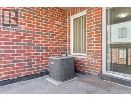 8 Jim Baird Mews, Toronto, ON M3L0C6 Photo 23