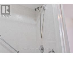 8 Jim Baird Mews, Toronto, ON M3L0C6 Photo 39
