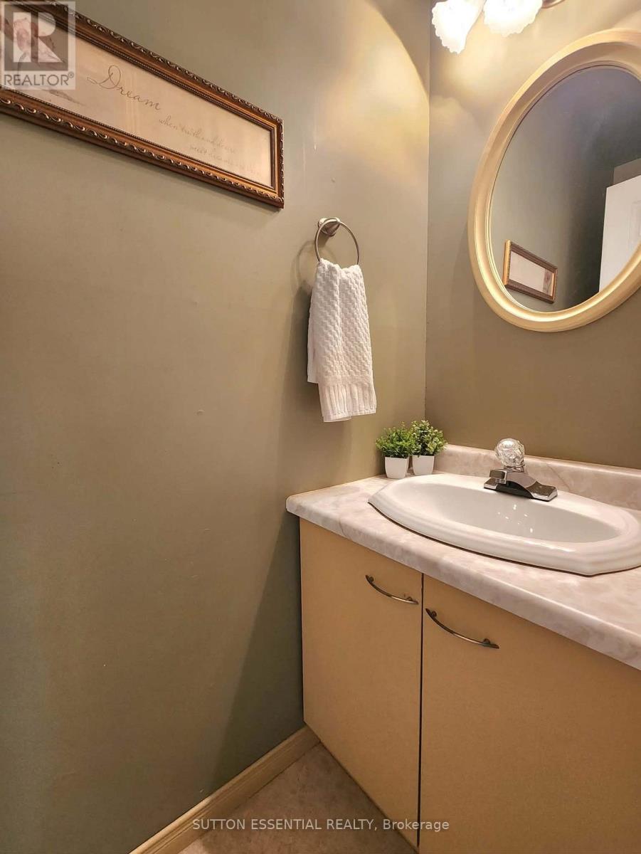 116 MARGARET PLACE - 24