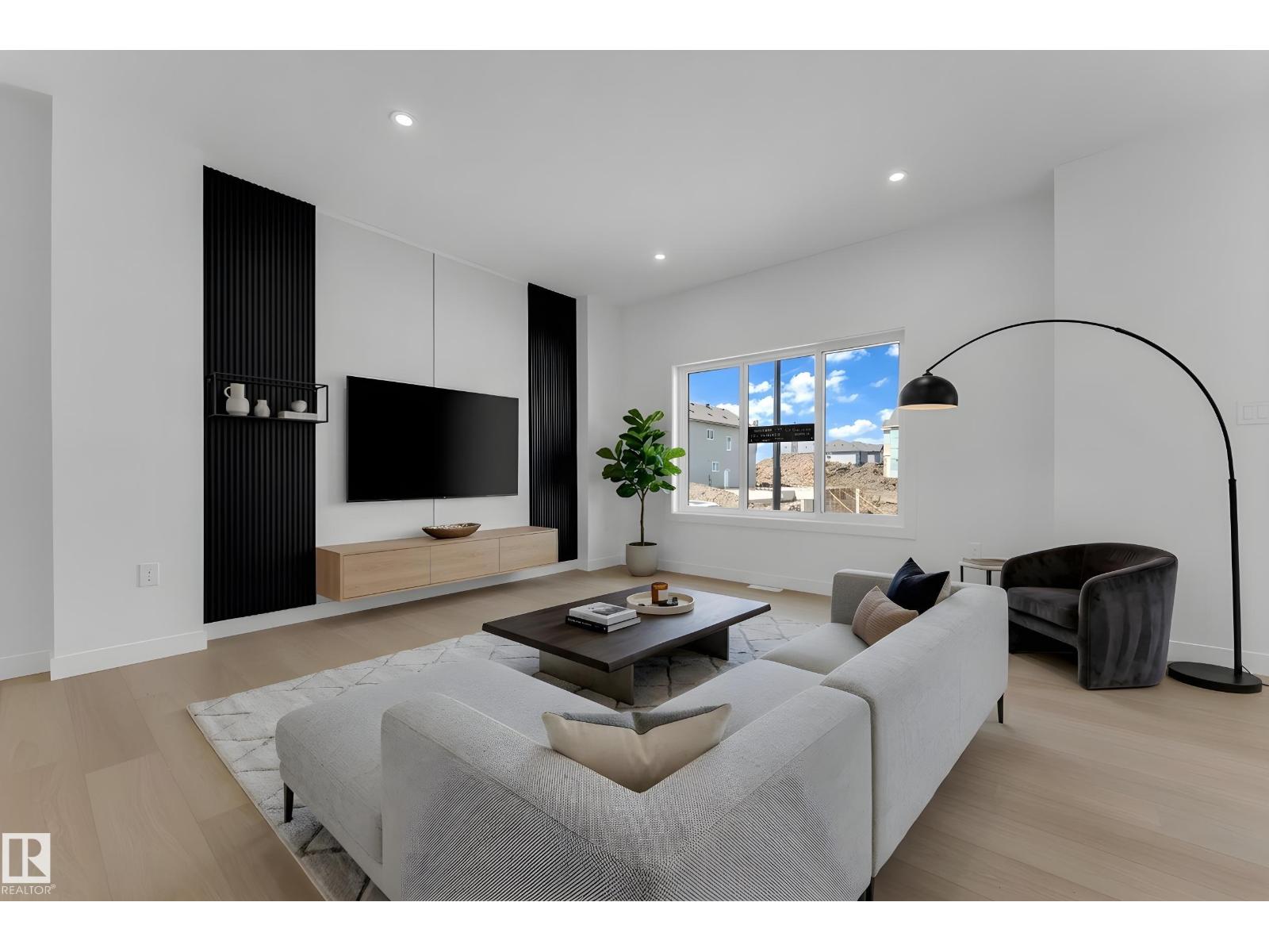 13011 186 AV NW, Goodridge Corners, Edmonton photo 3