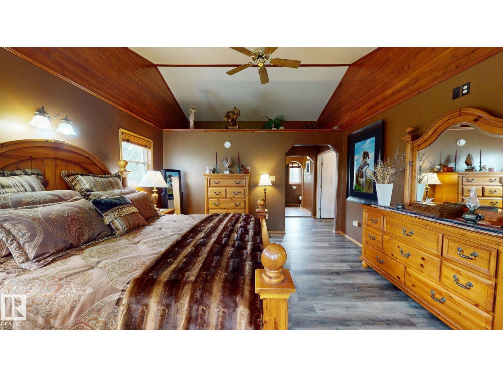 80031 TWP RD 471 - 51