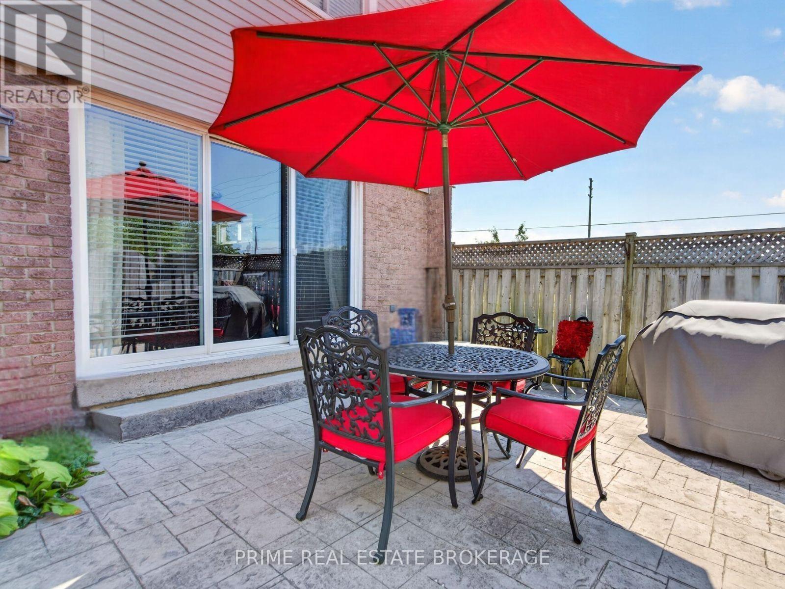 #122 500 OSGOODE DRIVE - 25