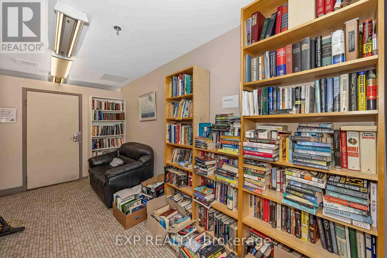#1707 1785 FROBISHER LANE - 36