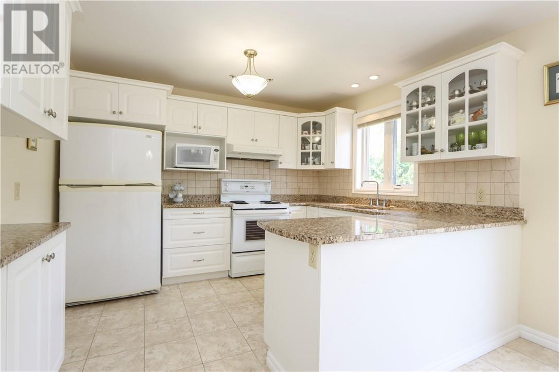 576 Moonrock Avenue - 17