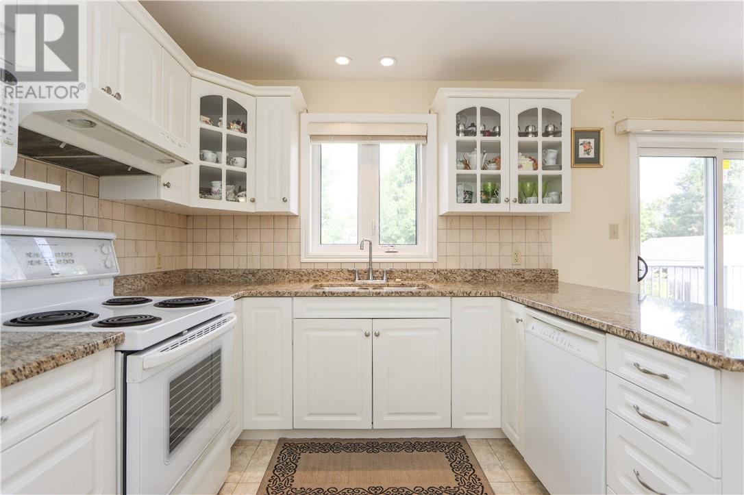 576 Moonrock Avenue - 19