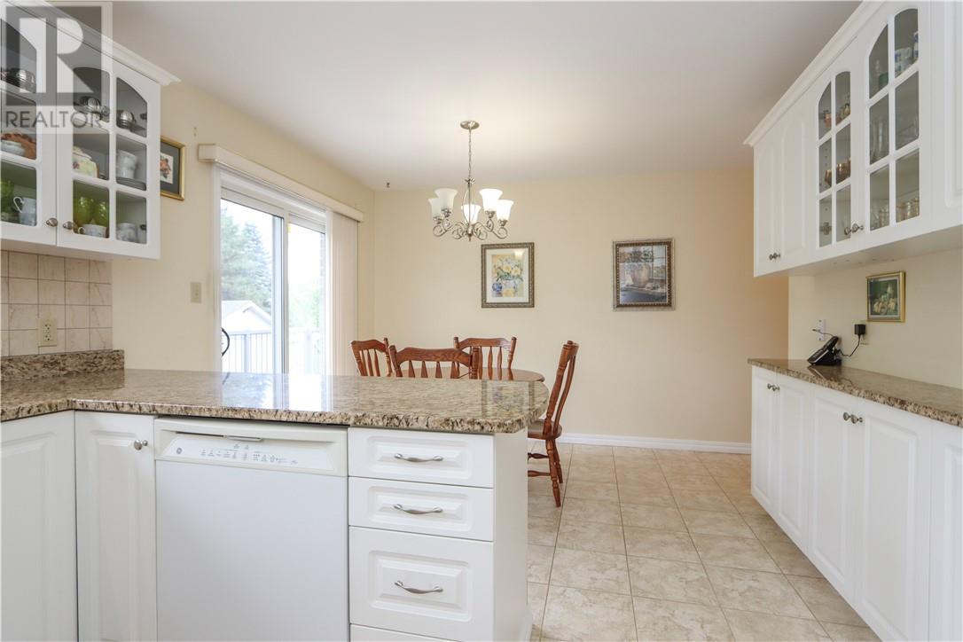 576 Moonrock Avenue - 21