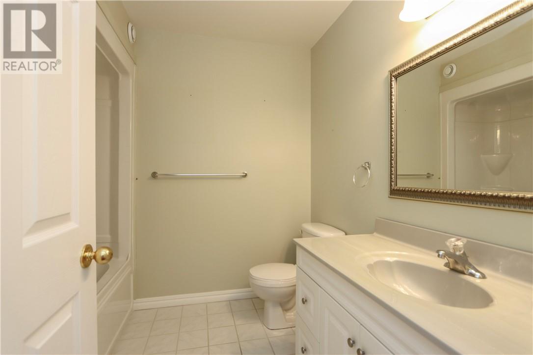 576 Moonrock Avenue - 25