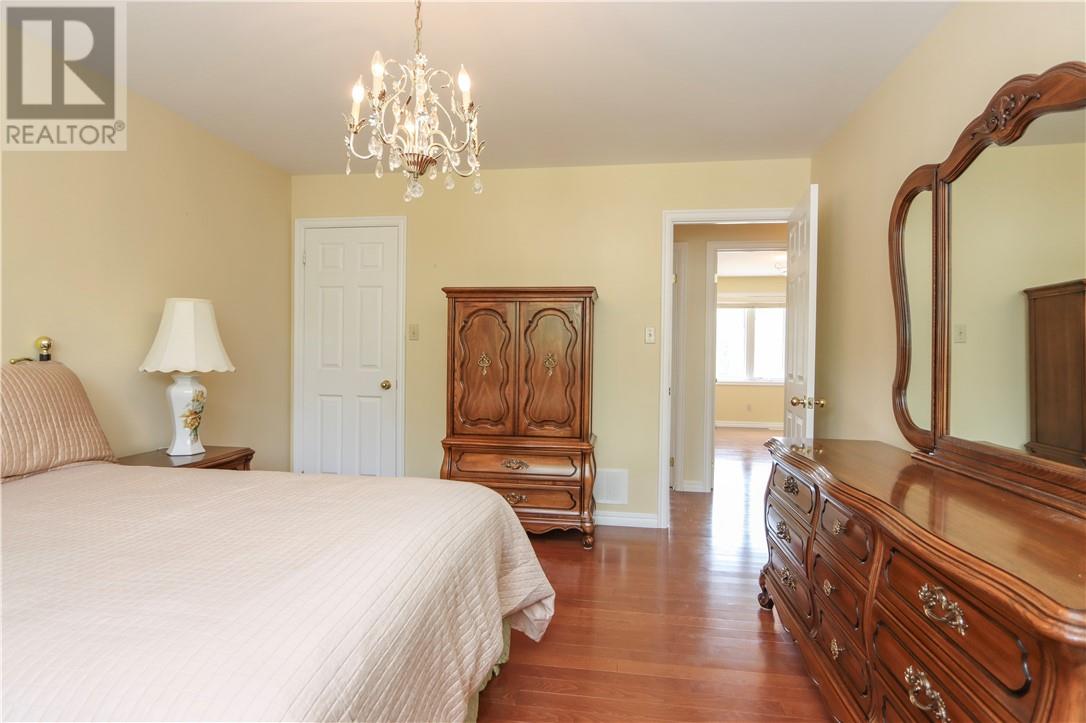 576 Moonrock Avenue - 30
