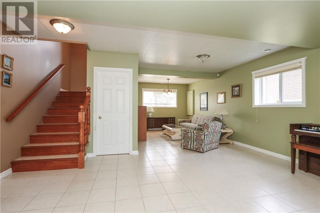 576 Moonrock Avenue - 38
