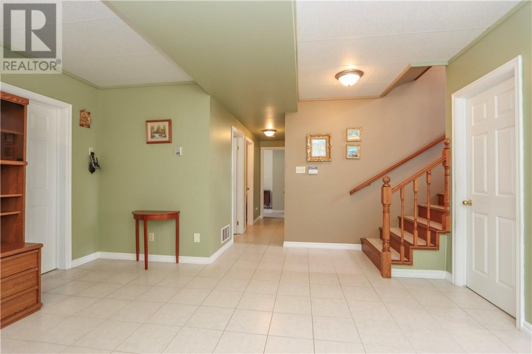 576 Moonrock Avenue - 44