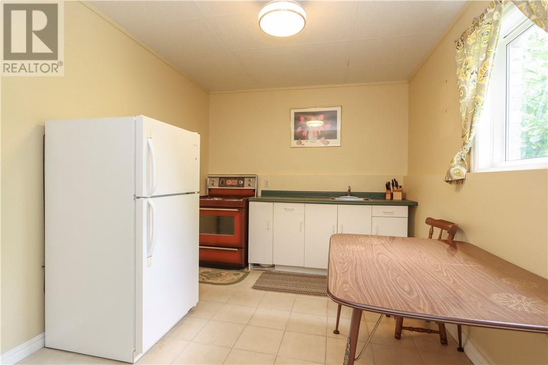 576 Moonrock Avenue - 45