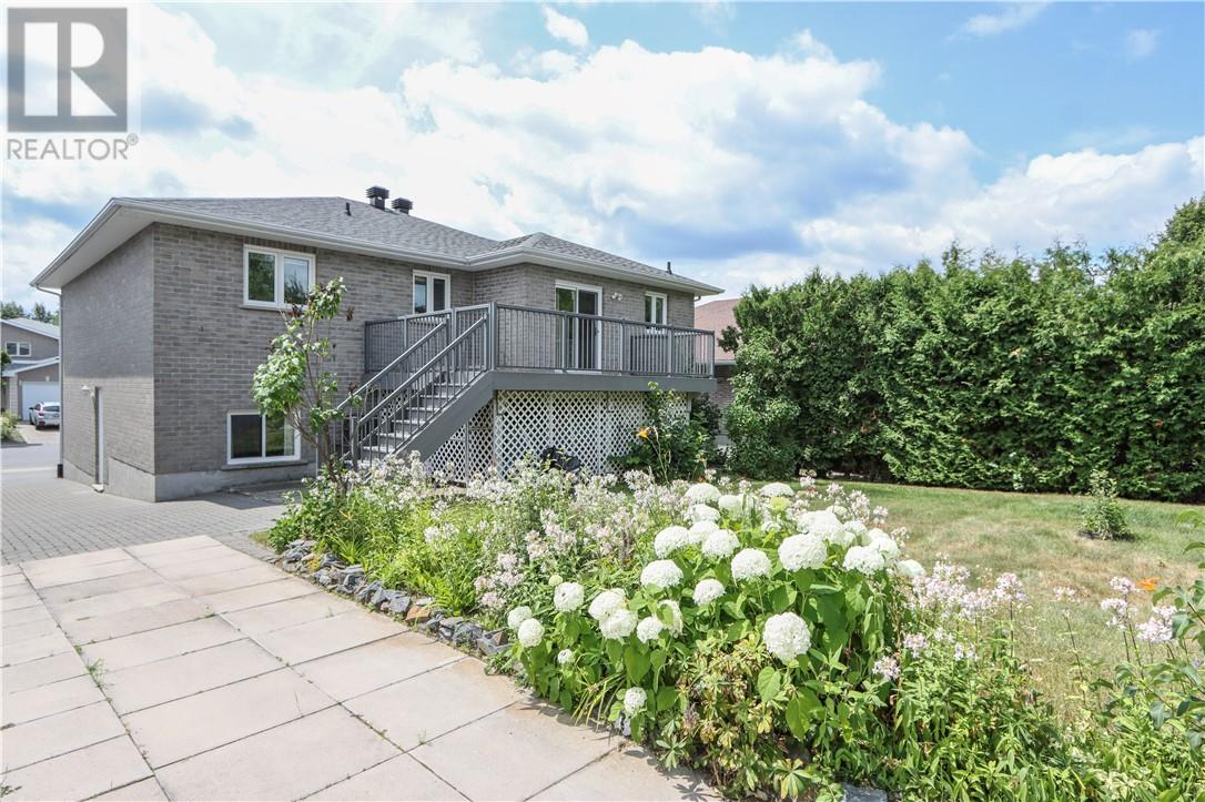 576 Moonrock Avenue - 66