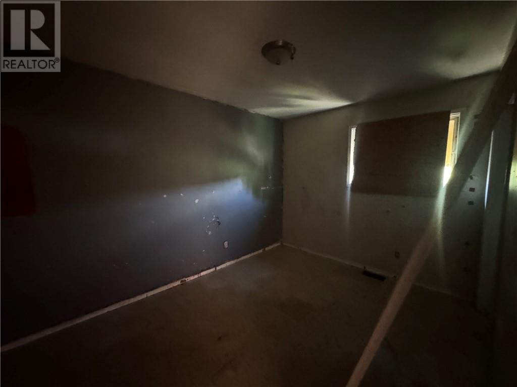 8 PARK Street - Image 7