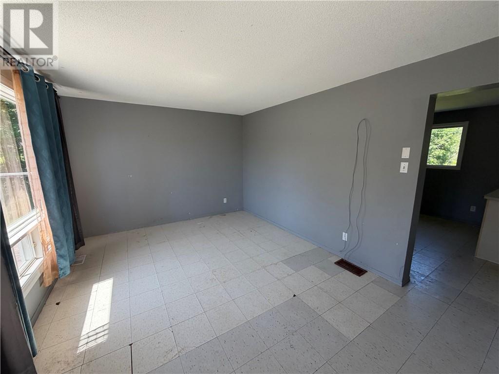 30 BIRCH Road - Image 5