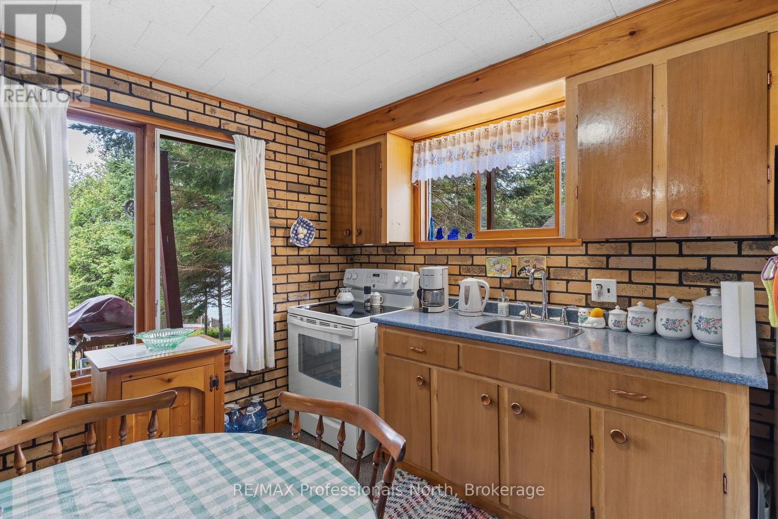 1214 OLIVER ROAD - Image 16