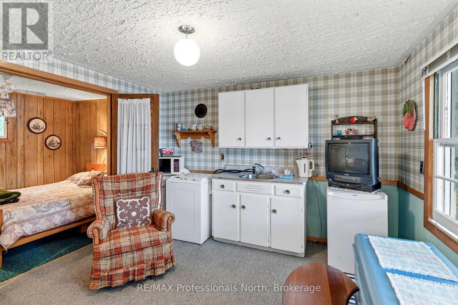 1214 OLIVER ROAD - Image 29