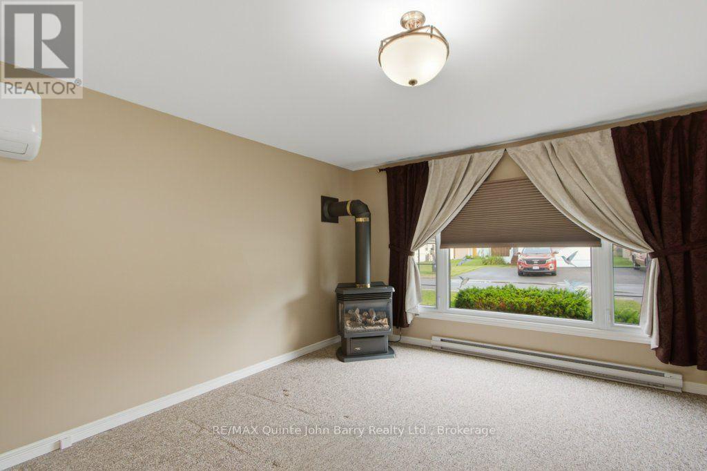 11 KILLDEER LANE - 7
