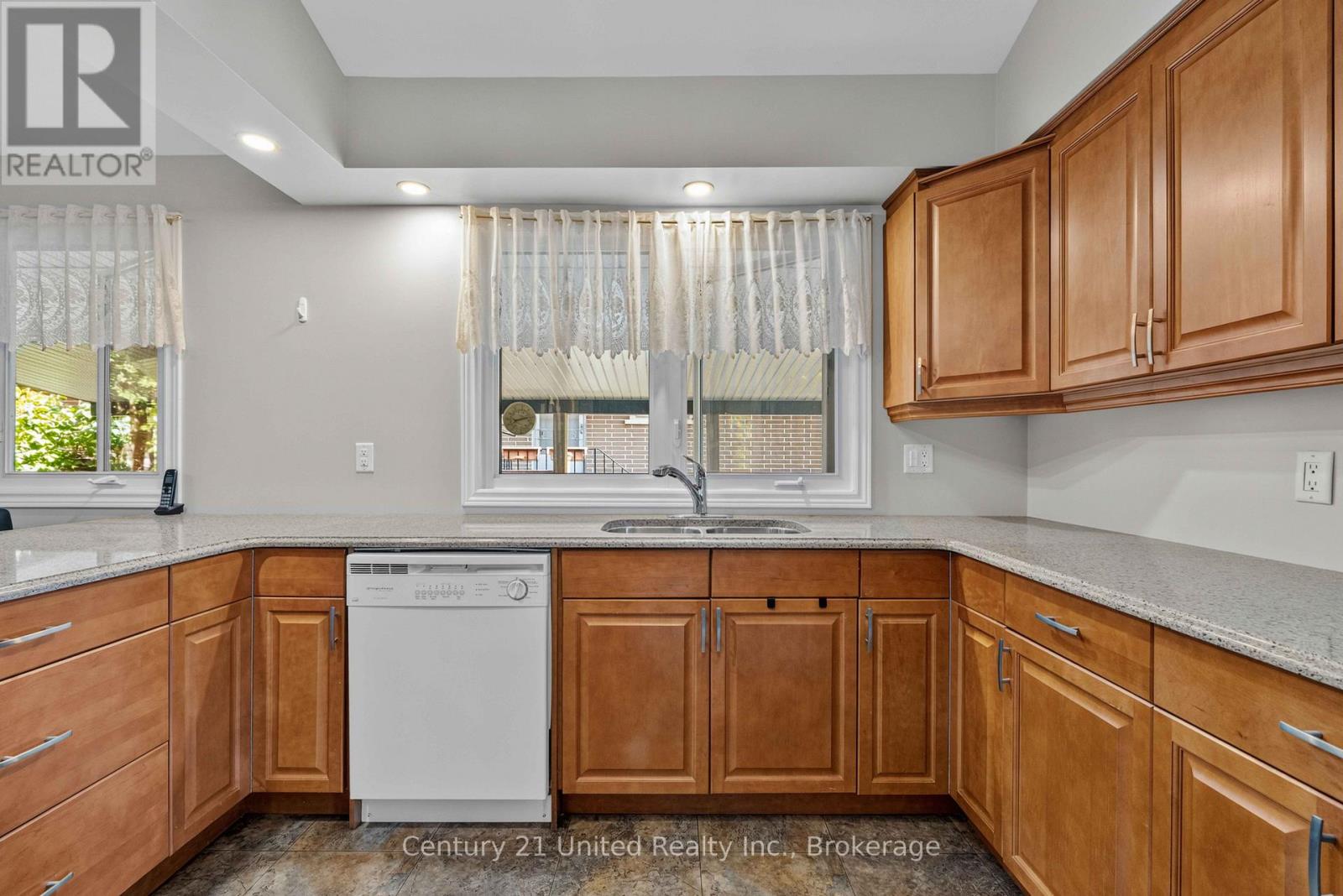 1225 MILBURN STREET - 13
