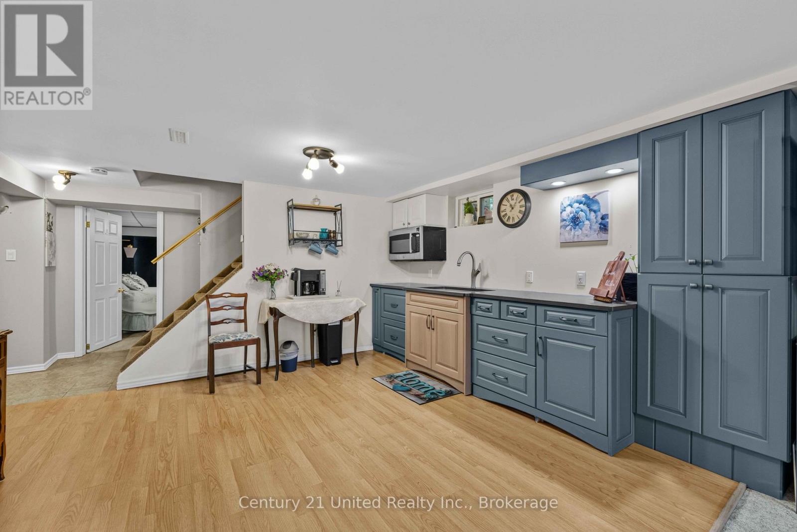 1225 MILBURN STREET - 27