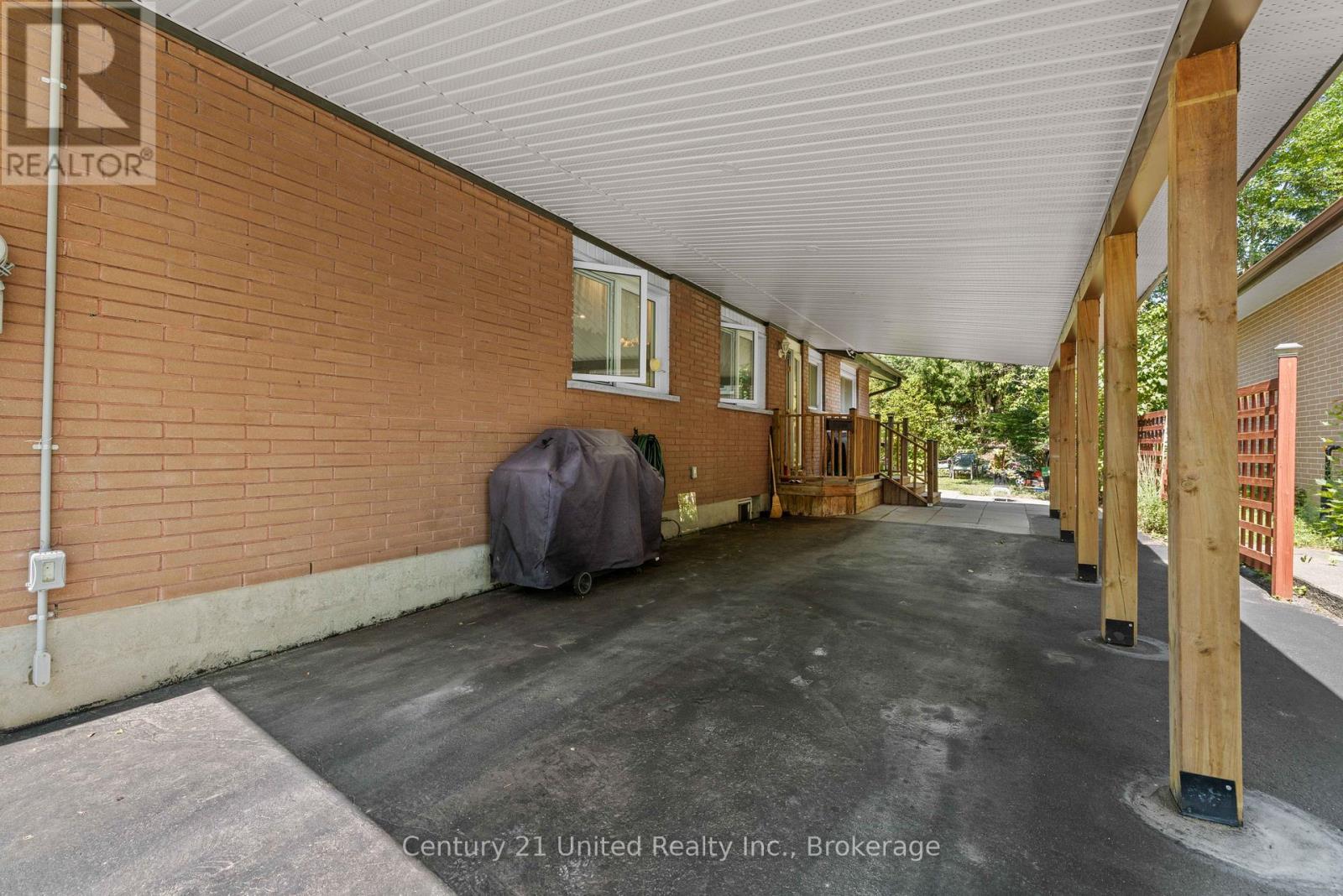 1225 MILBURN STREET - Image 39