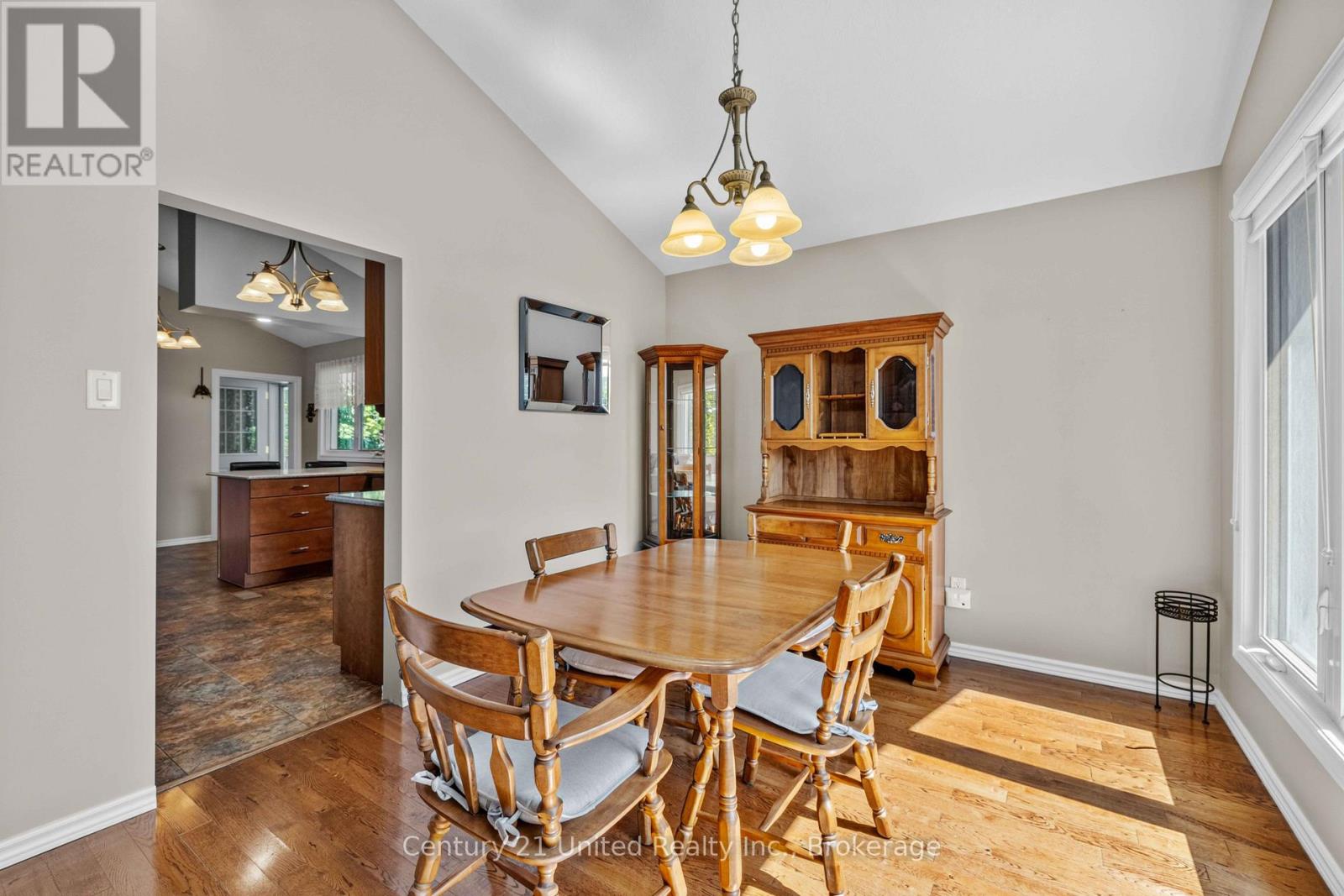 1225 MILBURN STREET - Image 9
