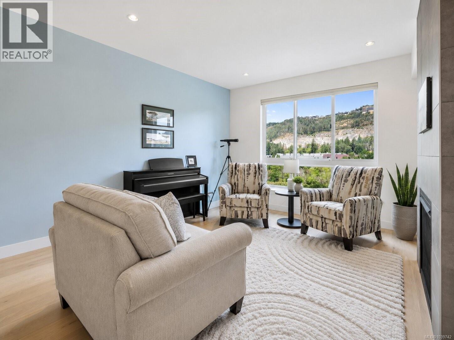 2836 Turnstyle Cres - Image 7