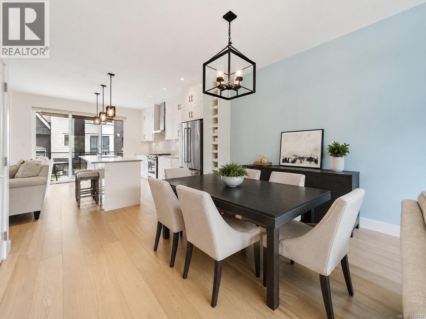 2836 Turnstyle Cres - Image 5