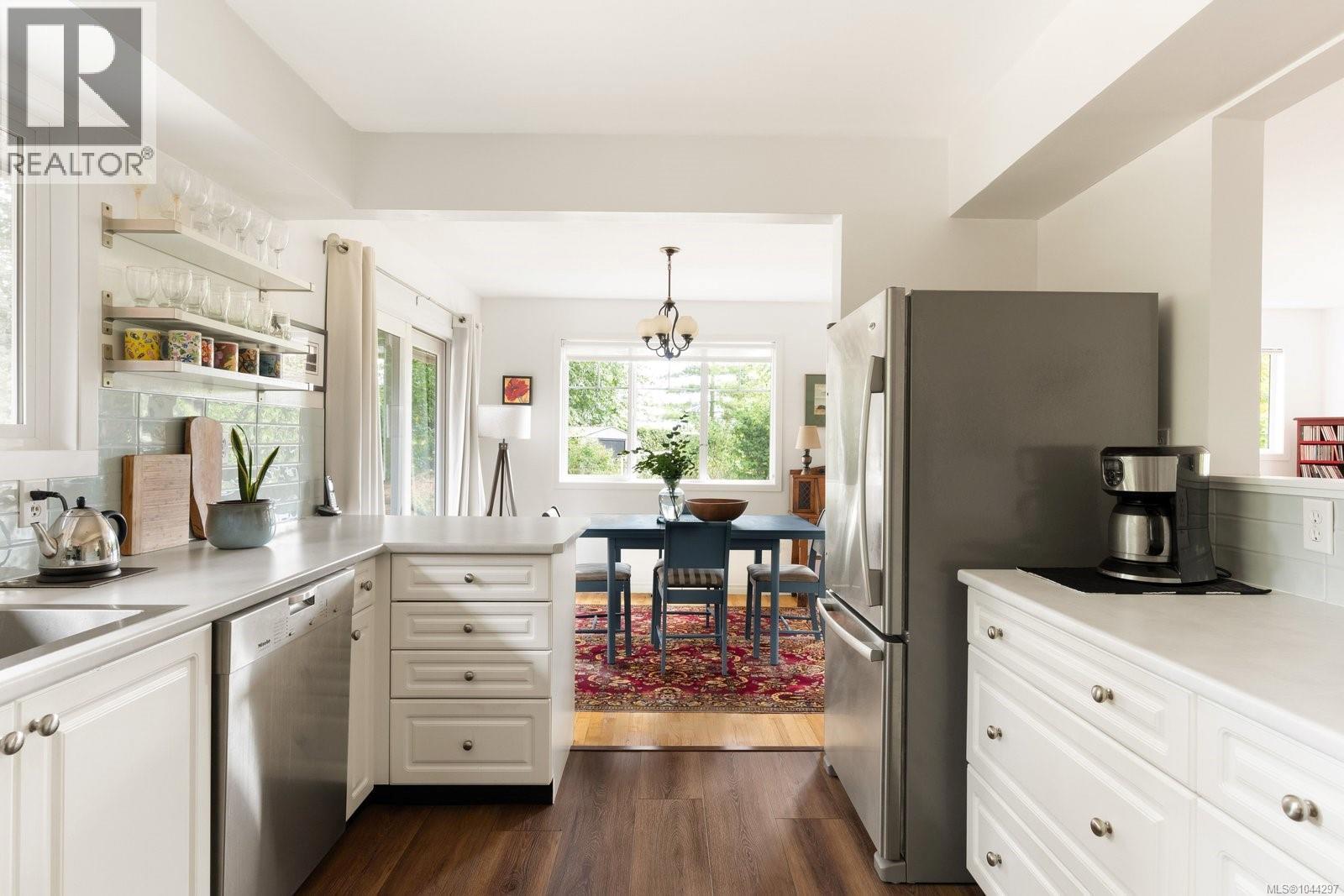 10496 Jocelyn Pl - Image 14