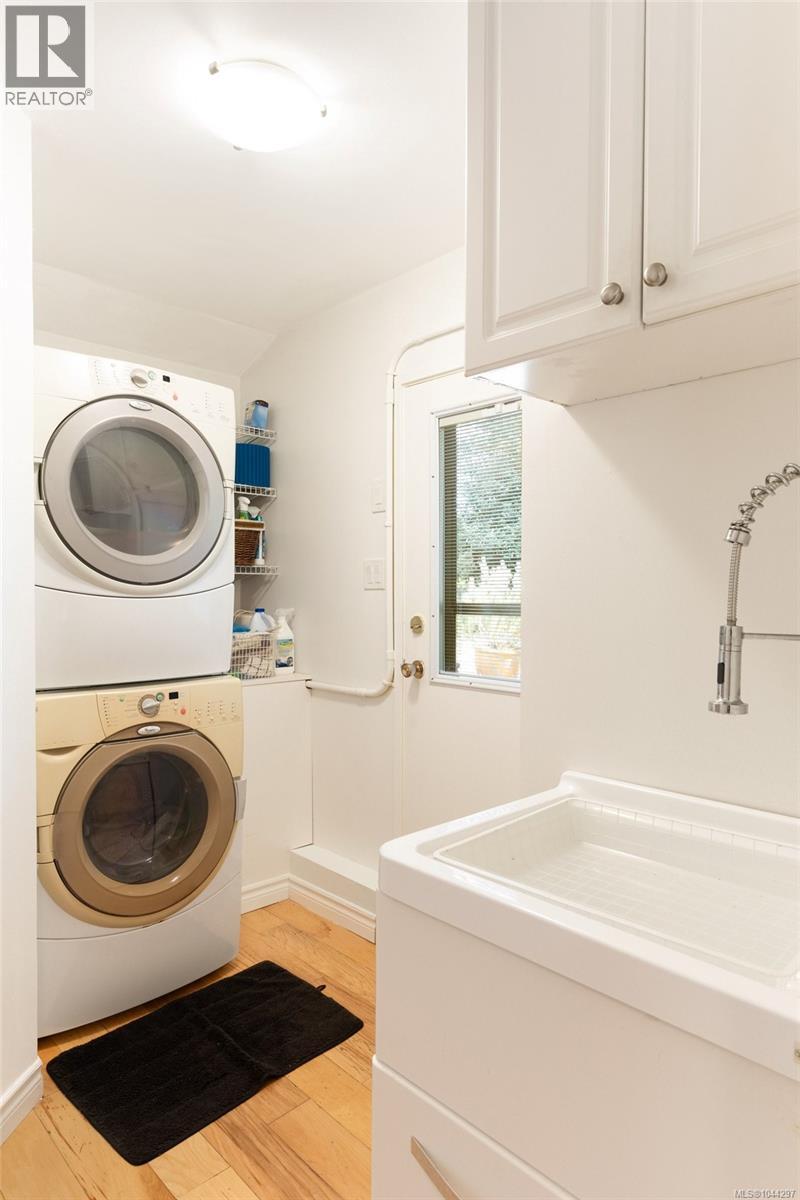 10496 Jocelyn Pl - Image 27