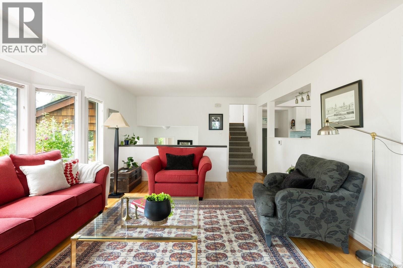 10496 Jocelyn Pl - 4