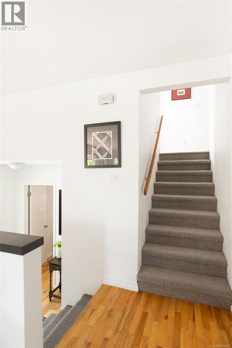 10496 Jocelyn Pl - Image 16