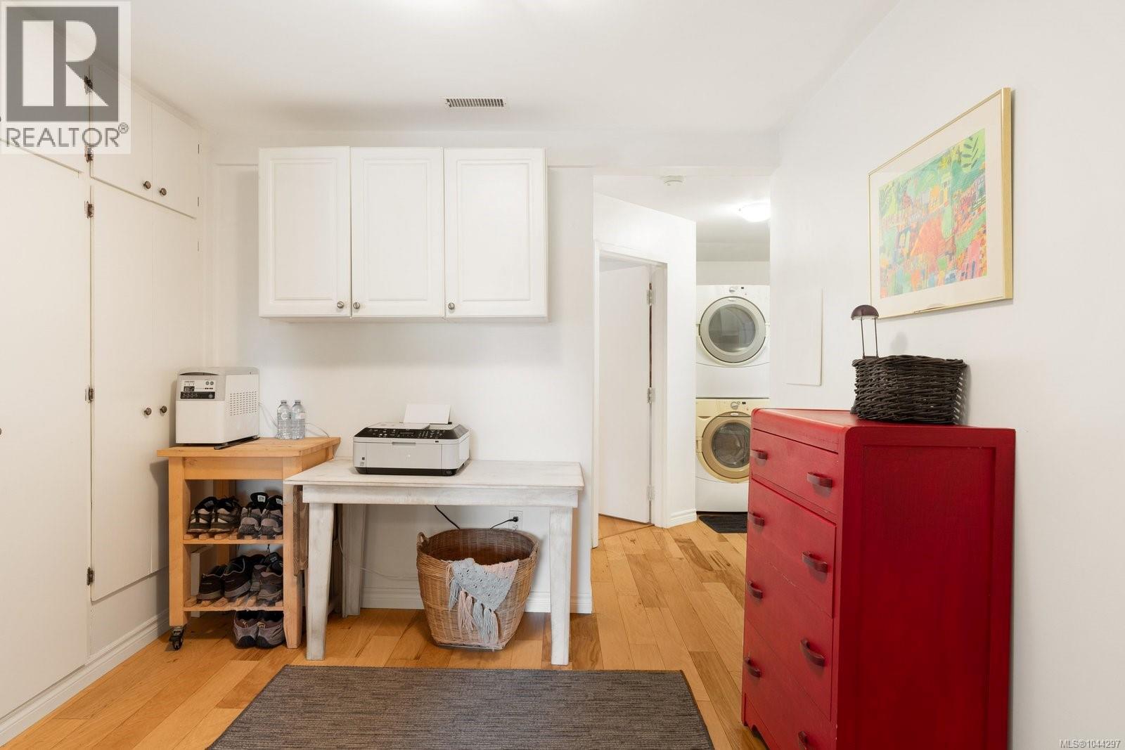 10496 Jocelyn Pl - Image 26