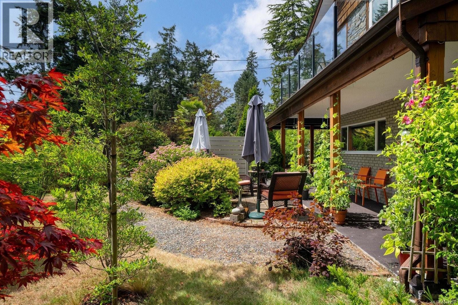 10496 Jocelyn Pl - Image 38