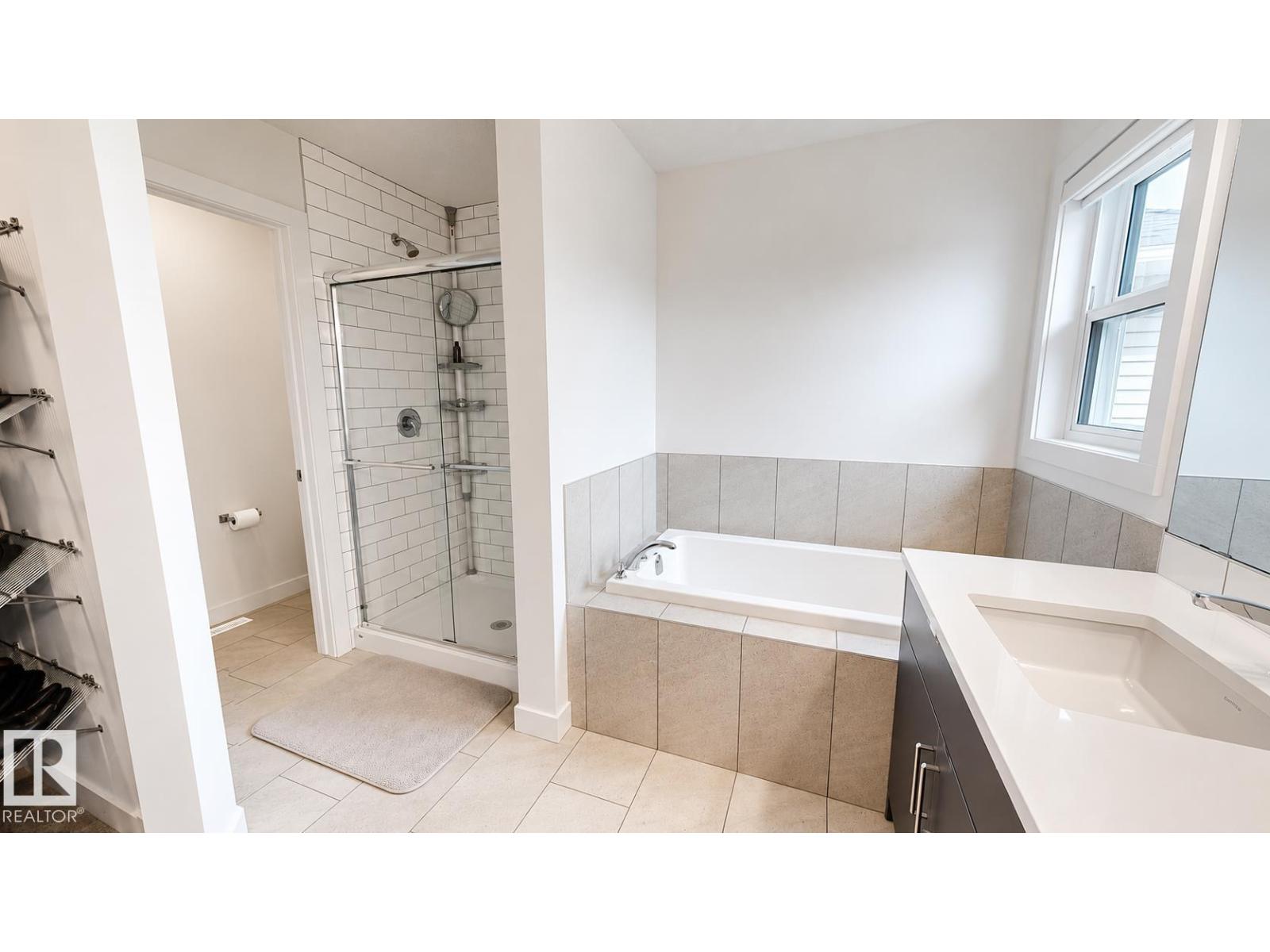 4601 62 ST - Image 15