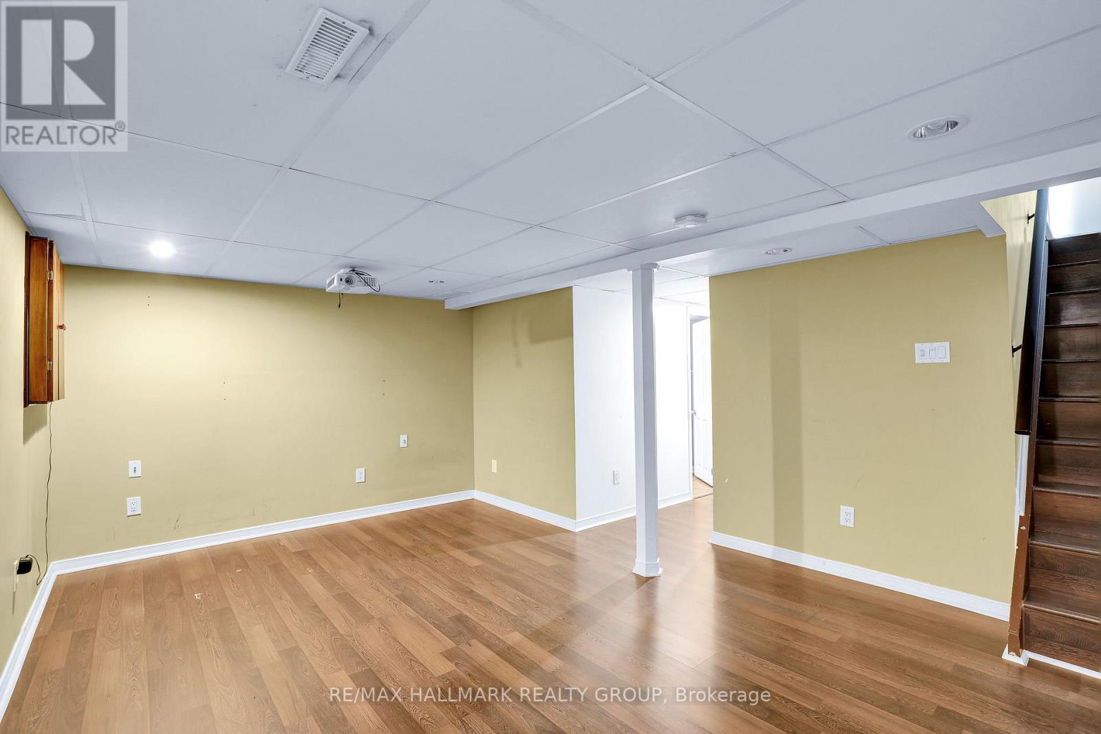 2912 FAIRLEA CRESCENT - 19
