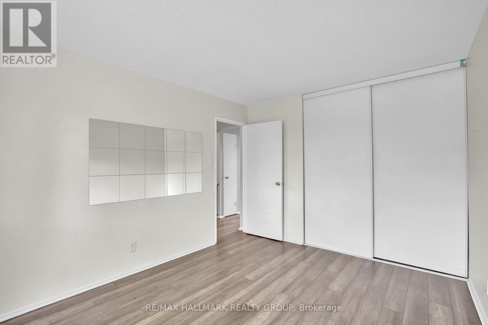 2912 FAIRLEA CRESCENT - 24