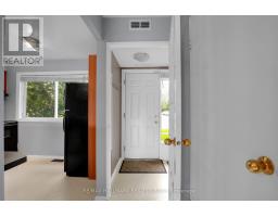 2912 FAIRLEA CRESCENT — photo 3