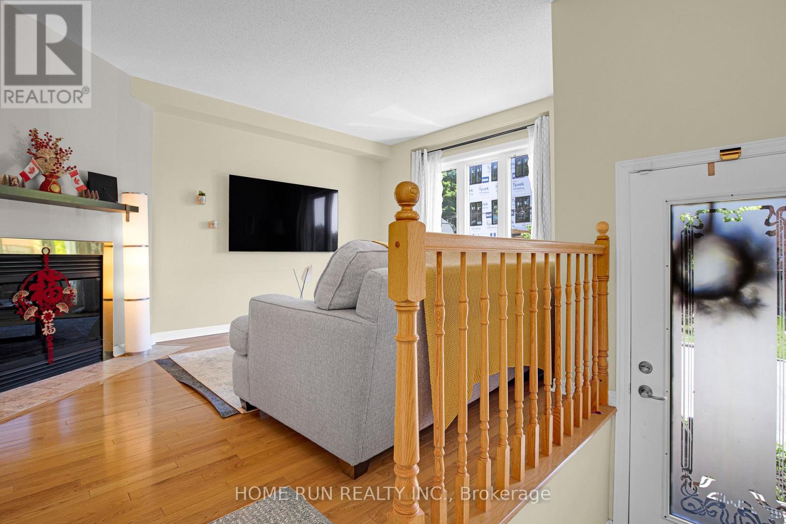 3 Bed, 3 Bath House for Rent in Ottawa – 8 GWYNNE AVENUE, Ottawa – MLS# X13614492 - Image 7